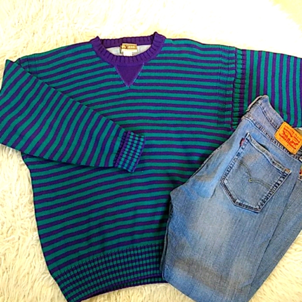 TWICKERS By Kenneth Gordon sweater